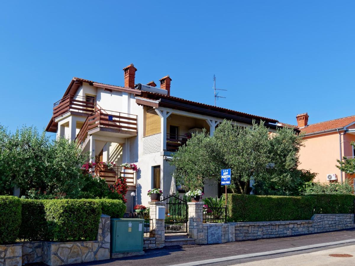 Apartments Marta By Rent Istria Новиград Экстерьер фото